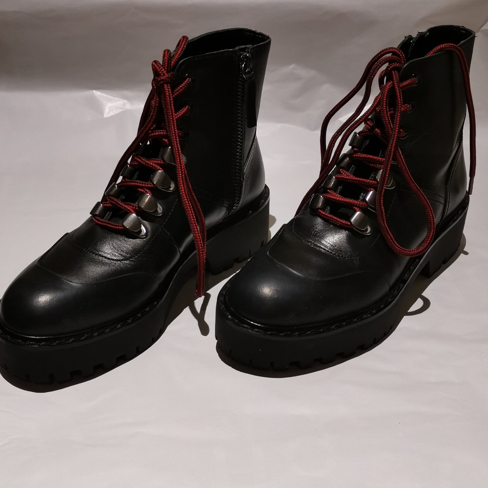 Shoes - Picture 2 of 4